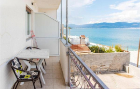 Gorgeous Apartment In Slatine With House Sea View